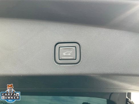 Used 2024 Cadillac Lyriq Sport RWD image 10
