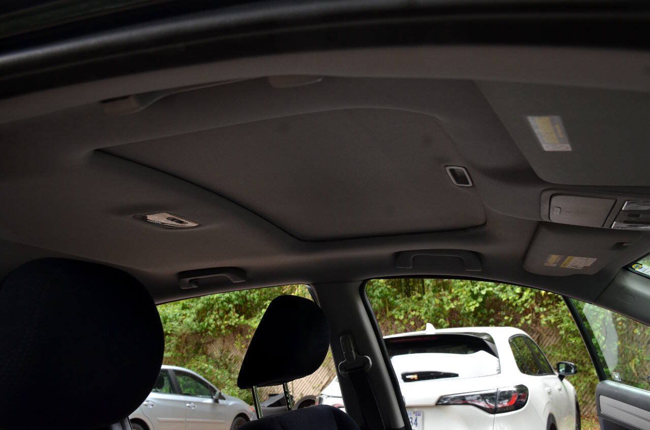 Used 2010 Honda CR-V EX image 11