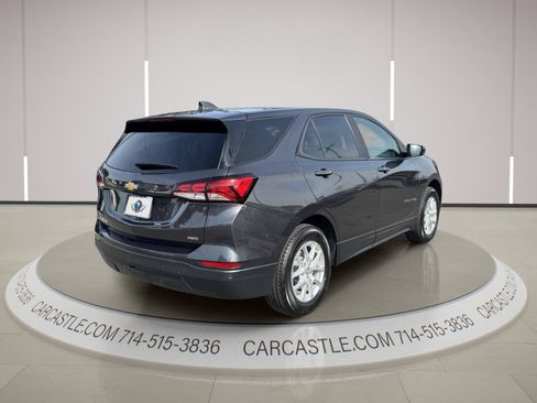 Used 2022 Chevrolet Equinox LS w/ LPO, Floor Liner Package AWD/4WD image 4