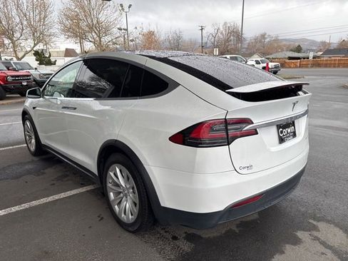 Used 2020 Tesla Model X Long Range image 6