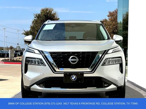 Used 2022 Nissan Rogue Platinum w/ Head-Up Display Package FWD image 5