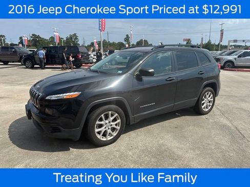 Used 2016 Jeep Cherokee Sport FWD image 1