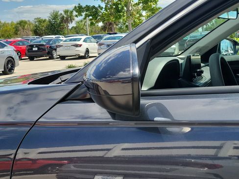 Used 2023 Honda Accord EX image 8