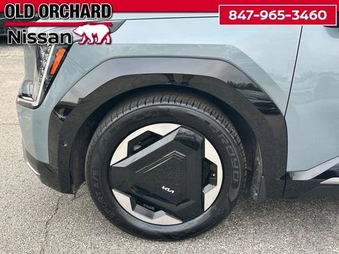 Used 2024 Kia EV9 Land AWD/4WD image 9