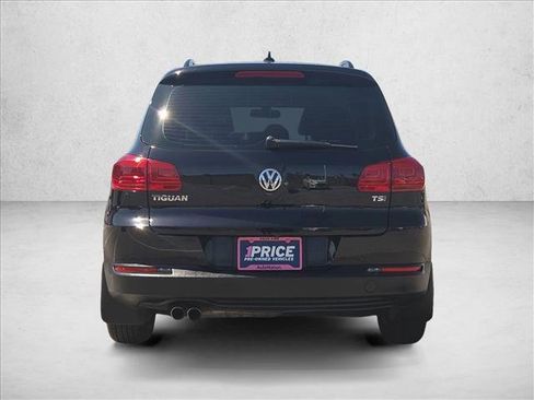 Used 2017 Volkswagen Tiguan S FWD image 7