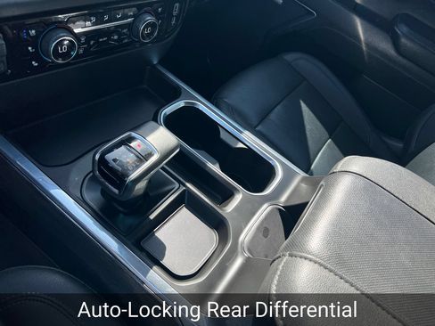 Certified 2023 Chevrolet Silverado 1500 LTZ AWD/4WD image 28