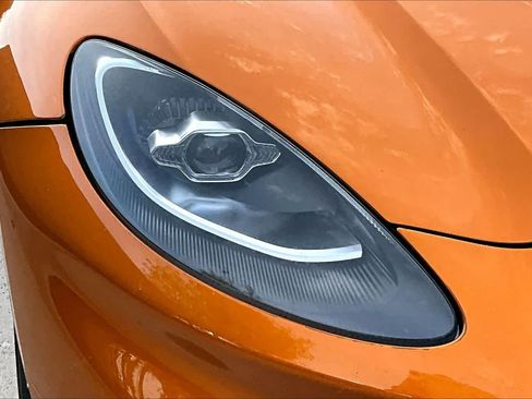 Used 2021 Aston Martin DBX AWD/4WD image 29