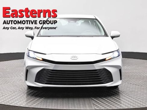 Used 2025 Toyota Camry LE FWD image 2