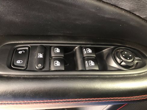 Used 2018 Jeep Compass Trailhawk w/ Navigation Group image 35