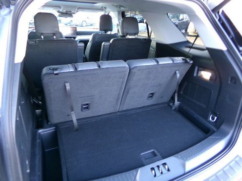 Used 2025 Ford Explorer Active w/ Active Comfort Package image 30