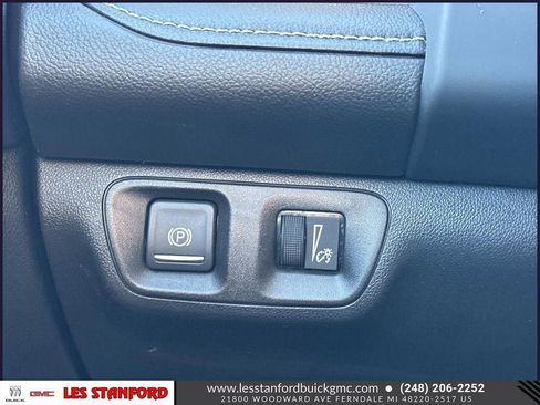 Used 2018 GMC Acadia SLT w/ LPO, Floor Liner Package image 27