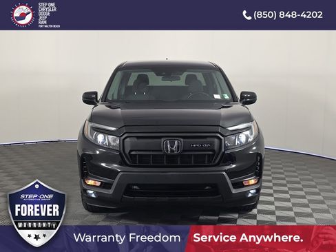 Used 2024 Honda Ridgeline Sport image 10