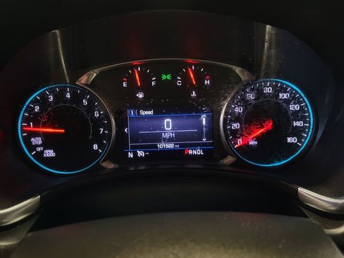 Used 2019 Chevrolet Equinox LT w/ LPO, Floor Liner Package AWD/4WD image 23