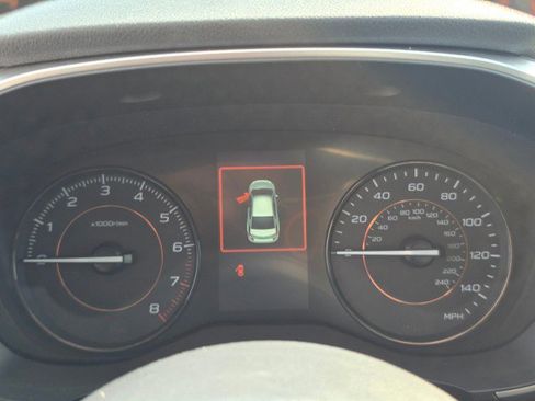 Used 2022 Subaru Crosstrek 2.0i Premium w/ Moonroof Package image 40