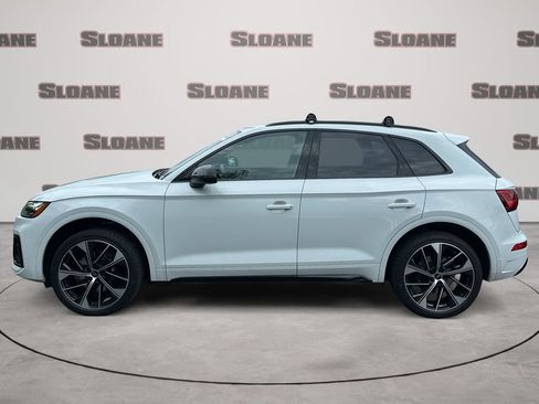 Certified 2024 Audi SQ5 Premium Plus w/ Premium Plus Package AWD/4WD image 2