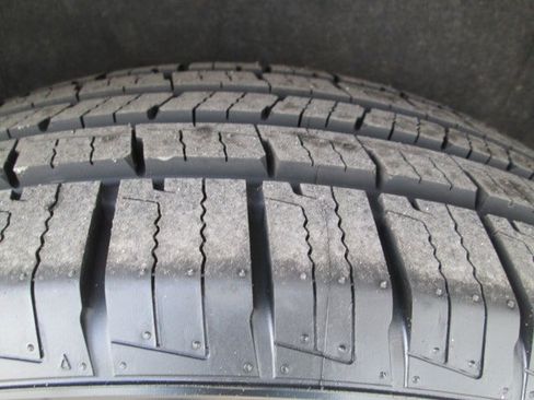Used 2012 Jeep Grand Cherokee Laredo AWD/4WD image 9