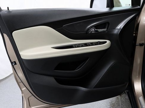 Used 2019 Buick Encore Preferred w/ Safety Package image 21