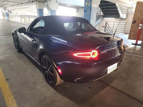 Used 2025 MAZDA MX-5 Miata Grand Touring RWD image 4