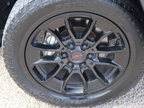 Used 2024 Toyota Tundra SR5 AWD/4WD image 9