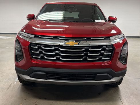 New 2026 Chevrolet Equinox LT w/ Safety and Technology Package FWD image 5