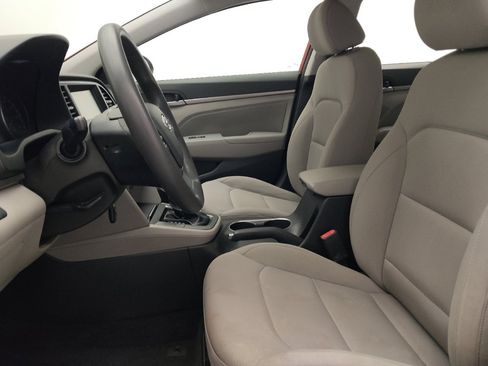Used 2018 Hyundai Elantra SEL FWD image 17