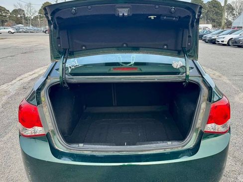 Used 2014 Chevrolet Cruze LT image 16