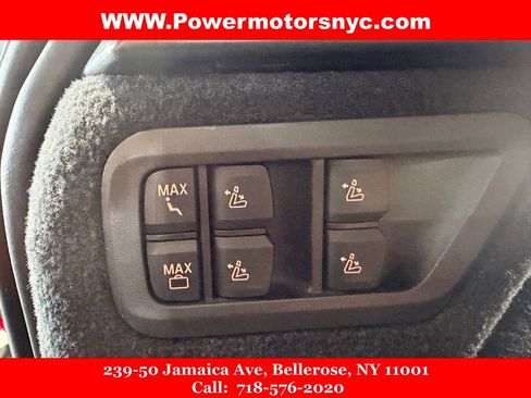 Used 2021 BMW X7 xDrive40i w/ Premium Package image 28