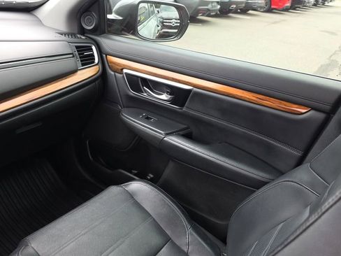 Used 2020 Honda CR-V Touring image 27