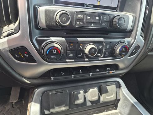 Used 2016 GMC Sierra 2500 SLE w/ SLE Preferred Package AWD/4WD image 20