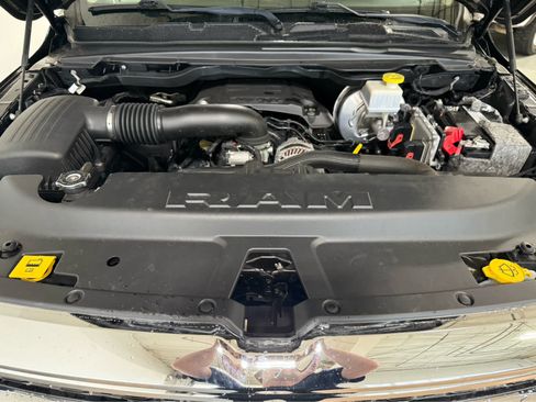 Used 2019 RAM 1500 Tradesman w/ SXT Appearance Group AWD/4WD image 12