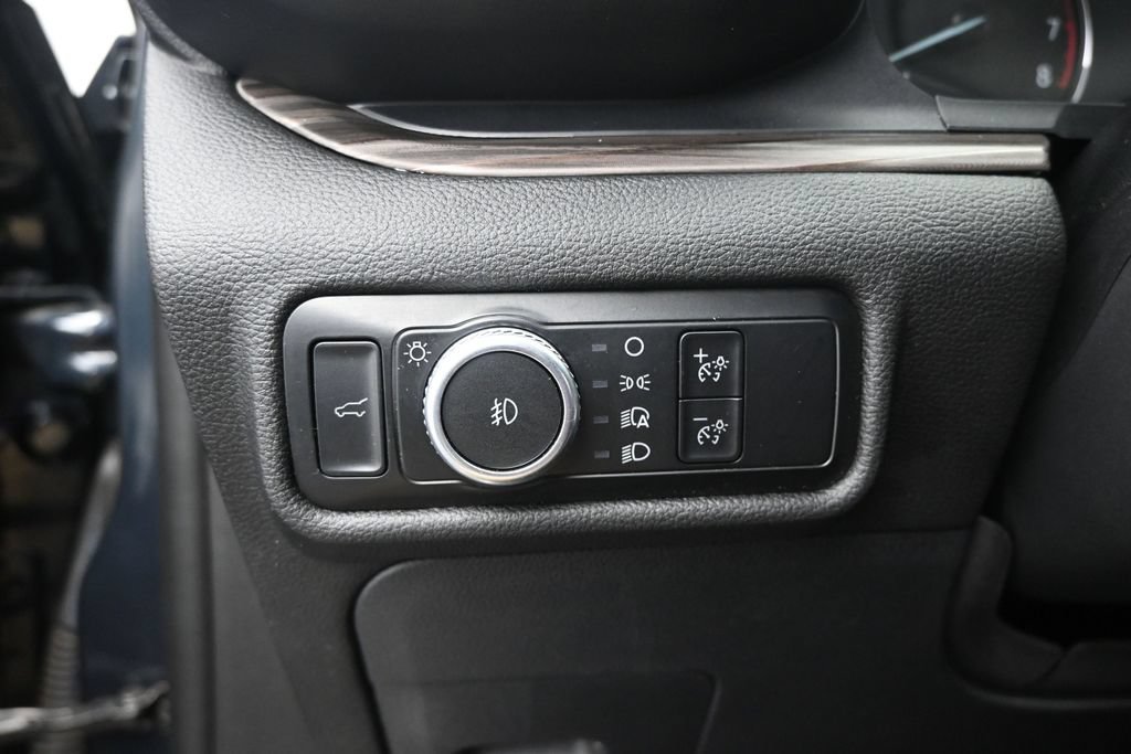 Used 2023 Ford Explorer Limited w/ Equipment Group 301A RWD image 20