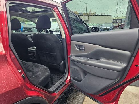 Used 2019 Nissan Murano SV image 13