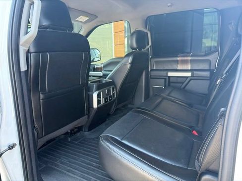 Used 2017 Ford F150 Lariat w/ Equipment Group 502A Luxury AWD/4WD image 19