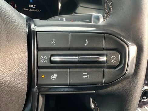 Used 2024 GMC Acadia AT4 image 36