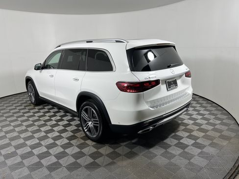 Used 2026 Mercedes-Benz GLS 450 4MATIC image 2