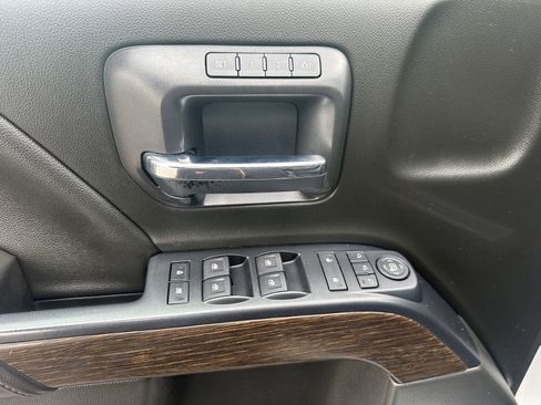 Used 2018 GMC Sierra 1500 Denali AWD/4WD image 10
