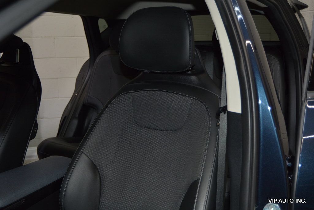 Used 2022 Kia EV6 Light RWD image 15