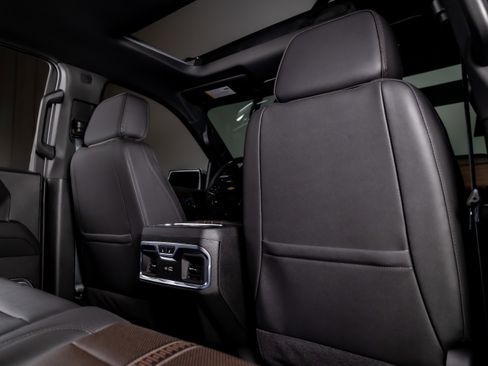 Used 2026 Chevrolet Silverado 1500 High Country image 34