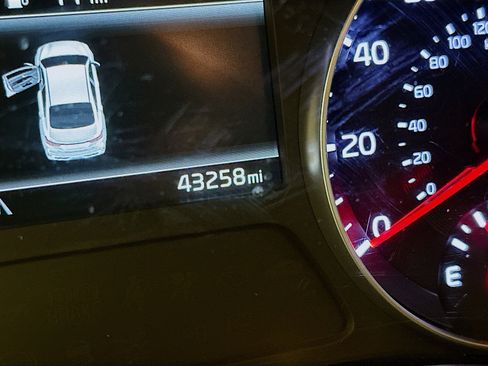 Used 2023 Kia Forte LXS image 19