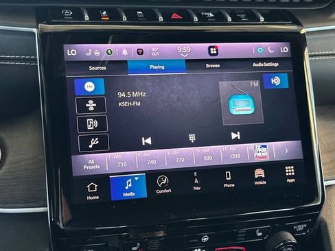 Certified 2024 Jeep Grand Cherokee Limited RWD image 18