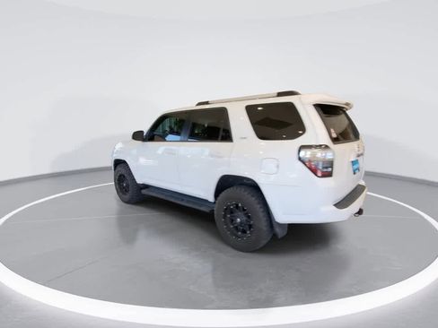 Used 2019 Toyota 4Runner SR5 AWD/4WD image 6