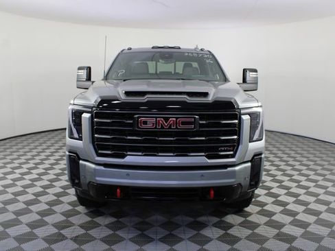 New 2026 GMC Sierra 3500 AT4 w/ Technology Package AWD/4WD image 32