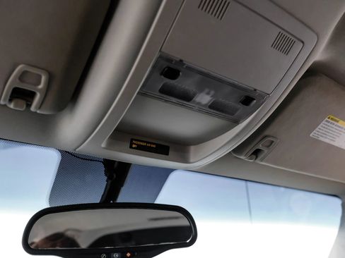 Used 2012 Chevrolet Avalanche LS image 18