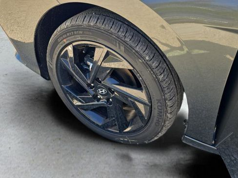 New 2026 Hyundai Elantra Sport FWD image 32