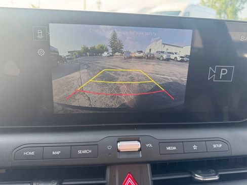 Used 2025 Kia K4 FWD image 20