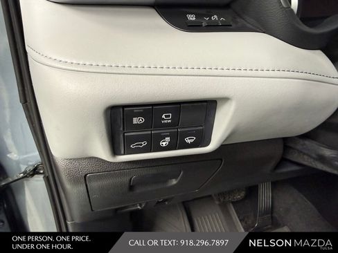 Used 2021 Toyota Highlander Platinum AWD/4WD image 22