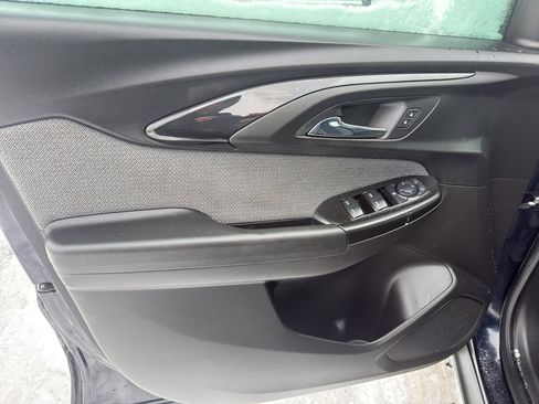 Used 2021 Chevrolet TrailBlazer LS image 12