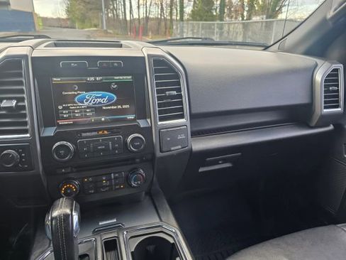 Used 2015 Ford F150 XLT w/ Equipment Group 302A Luxury image 13