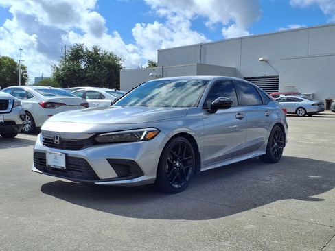 Used 2023 Honda Civic Sport image 22