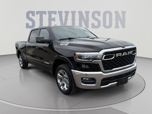Used 2025 RAM 1500 Big Horn AWD/4WD image 3